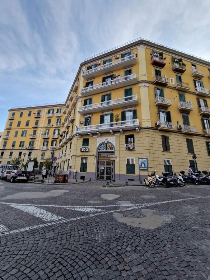 Wanda Bleisure Apartment Naples Luaran gambar