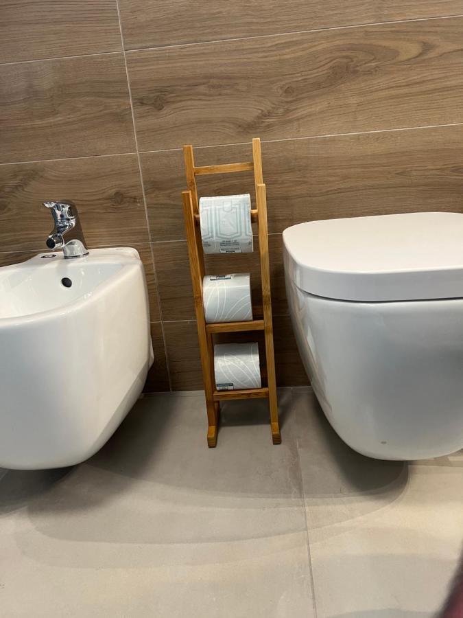 Wanda Bleisure Apartment Naples Luaran gambar
